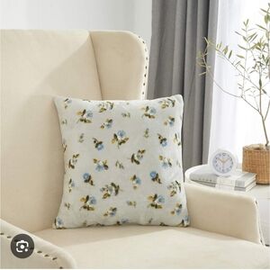 Rachel Ashwell Eleanor Floral Printed Royal Plush Pillow BNWT SO RETIRED!